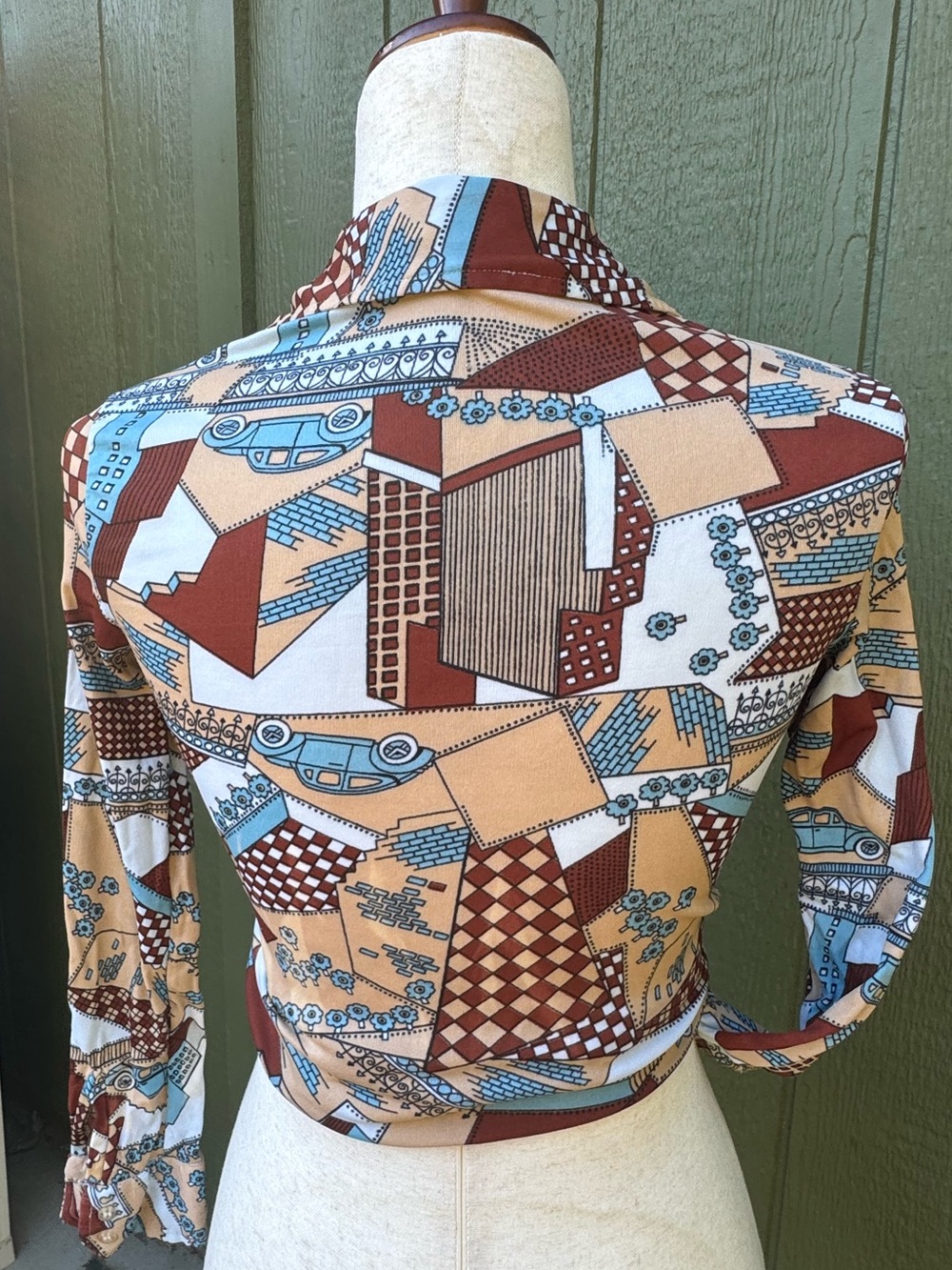 1970s Vintage Novelty Print Metropolitan Blouse - Picture 3 of 8